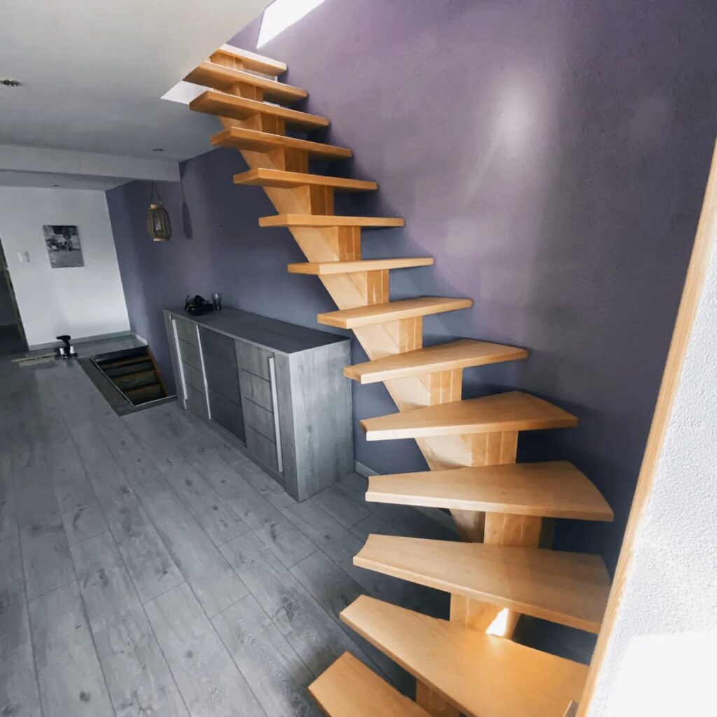 PY Thomas - escalier en bois